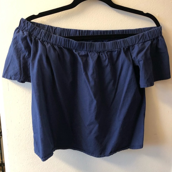 Off the shoulder Top from Francesca’s - Picture 3 of 4